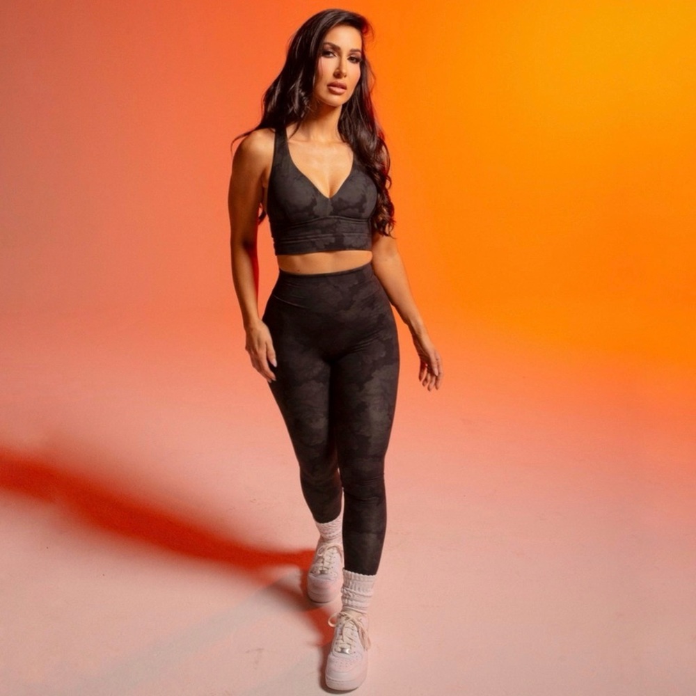 BUFFBUNNY Rosa Leggings & Alpha Sports Bra